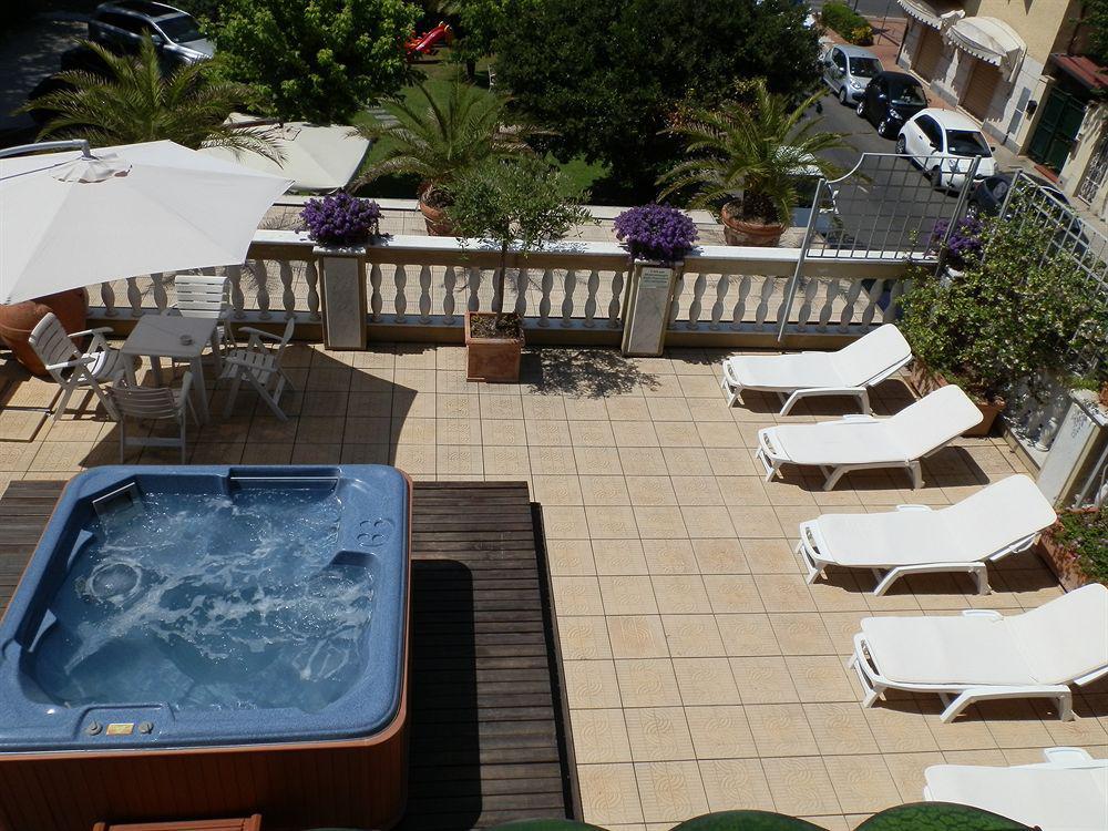 Hotel Regina Forte dei Marmi Exteriér fotografie